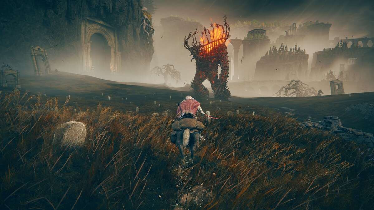 Shadow of the Erdtree Furnace Golem: A player riding a horse across a field towards a large, flaming golem